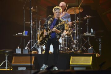 Keith Richards rompió todo con su nuevo videoclip