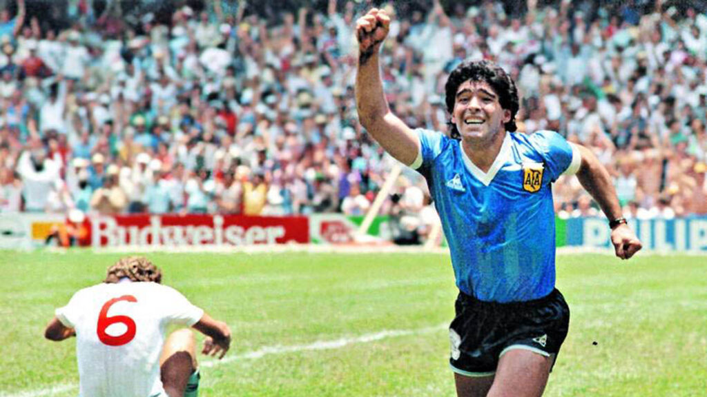 El día que Diego Maradona contó que su hermano lo inspiró a hacer el "Gol del Siglo"