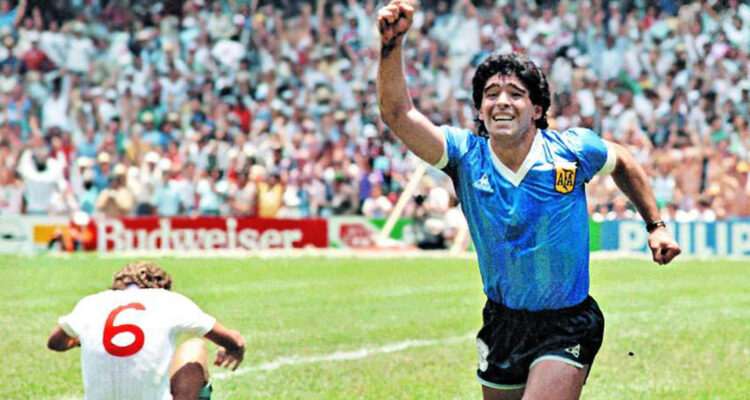 El día que Diego Maradona contó que su hermano lo inspiró a hacer el "Gol del Siglo"