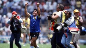 El día que Diego Maradona contó que su hermano lo inspiró a hacer el "Gol del Siglo"