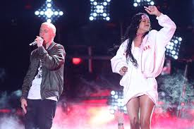 Eminem se disculpó con Rihanna: "De todo corazón: disculpas, Rihanna"