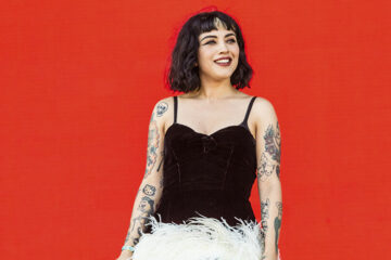 mon laferte portada